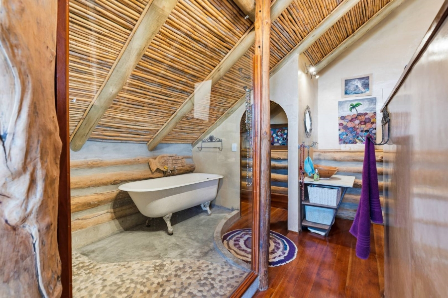 5 Bedroom Property for Sale in Glencairn Western Cape